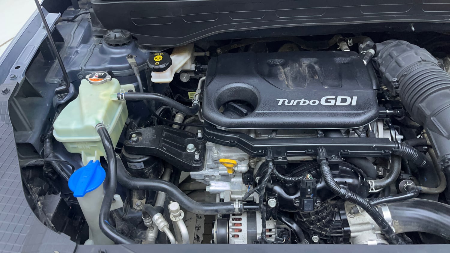 Used 2019 Hyundai Venue SX Plus 1.0 Turbo DCT Petrol Automatic engine ENGINE RIGHT SIDE VIEW