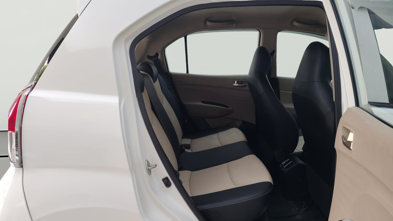 Used 2019 Hyundai Santro Sportz AMT Petrol Automatic interior RIGHT SIDE REAR DOOR CABIN VIEW