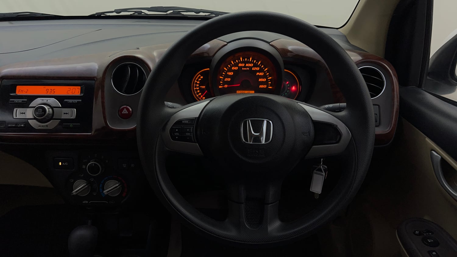 Used 2014 Honda Amaze 1.2 VX AT i-VTEC Petrol Automatic interior STEERING VIEW