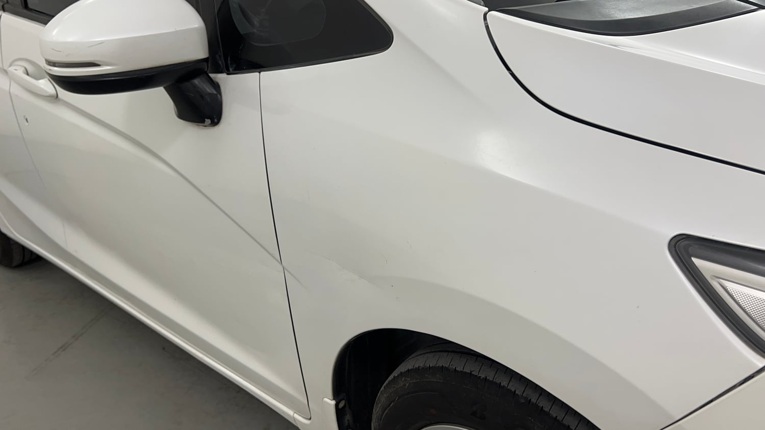 Used 2016 Honda Jazz VX Petrol Petrol Manual dents MINOR DENT
