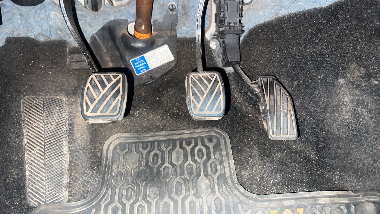 Used 2016 Maruti Suzuki Baleno Zeta 1.2 Petrol Manual interior PEDALS VIEW