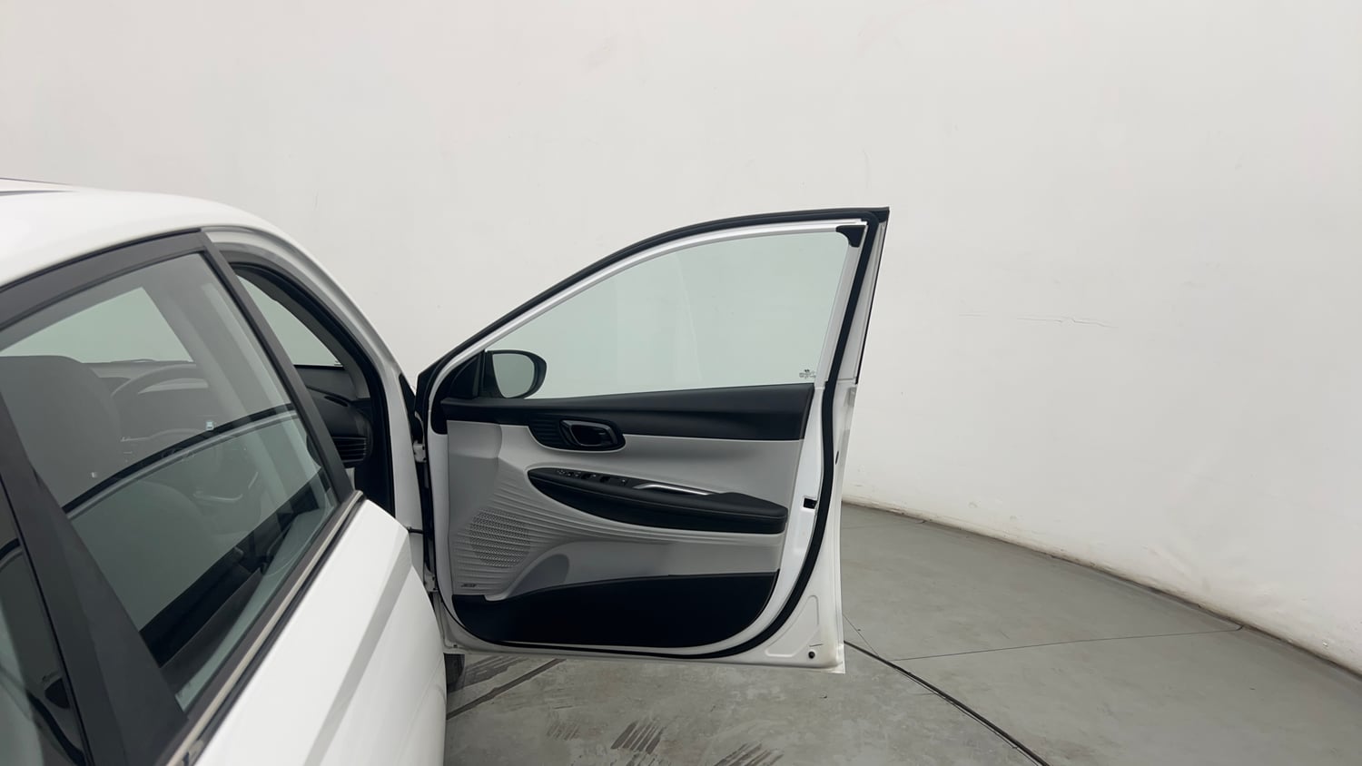 Used 2024 Hyundai New i20 Asta (O) 1.2 IVT Petrol Automatic interior RIGHT FRONT DOOR OPEN VIEW