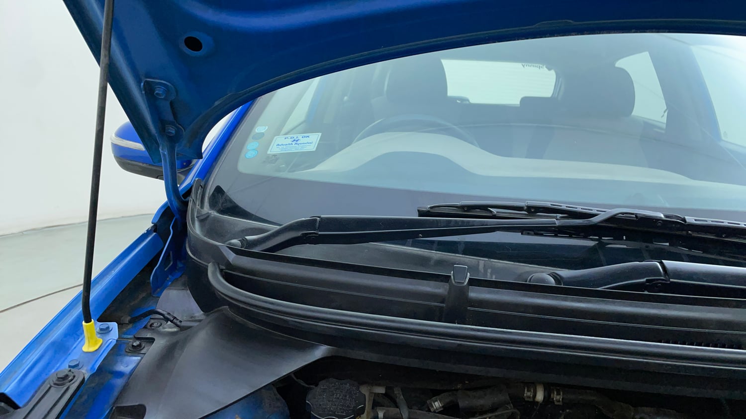 Used 2019 Hyundai Elite i20 Asta 1.2 (O) Petrol Manual engine ENGINE RIGHT SIDE HINGE & APRON VIEW