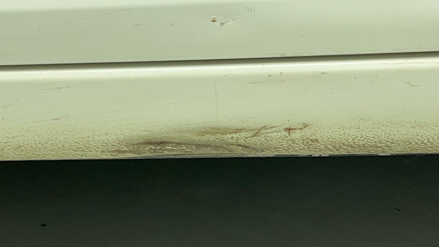 Used 2014 Maruti Suzuki Swift VXi Petrol Manual dents MINOR SCRATCH