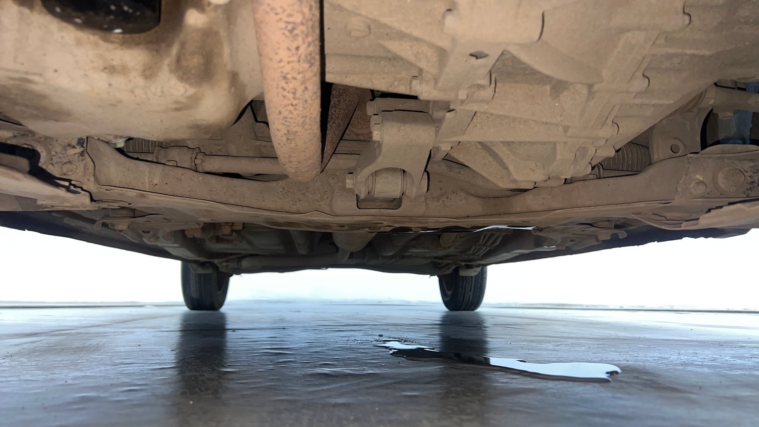 Used 2021 Maruti Suzuki New Ertiga VXi Petrol Manual extra FRONT LEFT UNDERBODY VIEW