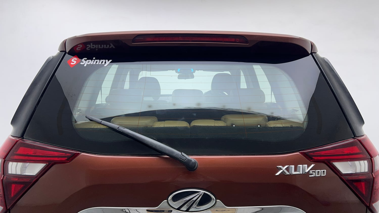 Used 2019 Mahindra XUV500 W11 AT Diesel Automatic exterior BACK WINDSHIELD VIEW