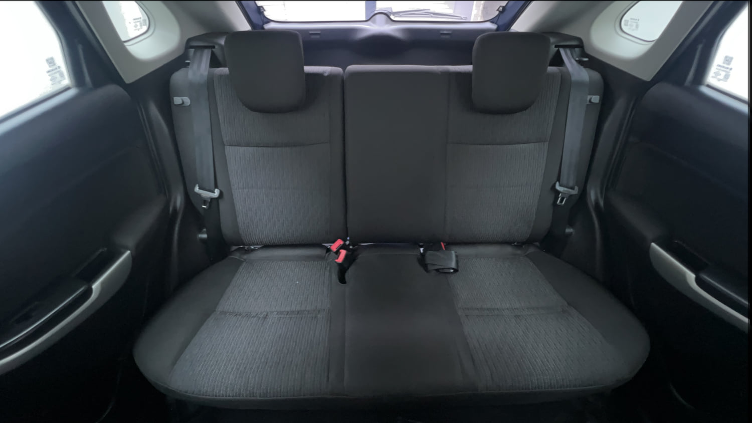 Used 2017 Maruti Suzuki Baleno Zeta 1.2 Petrol Manual interior REAR SEAT CONDITION VIEW