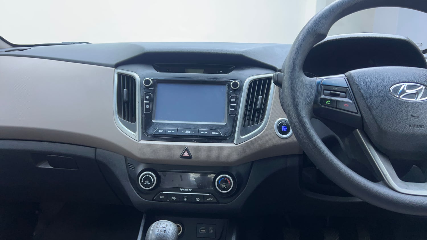 Used 2016 Hyundai Creta 1.6 SX Plus Petrol Petrol Manual interior MUSIC SYSTEM & AC CONTROL VIEW