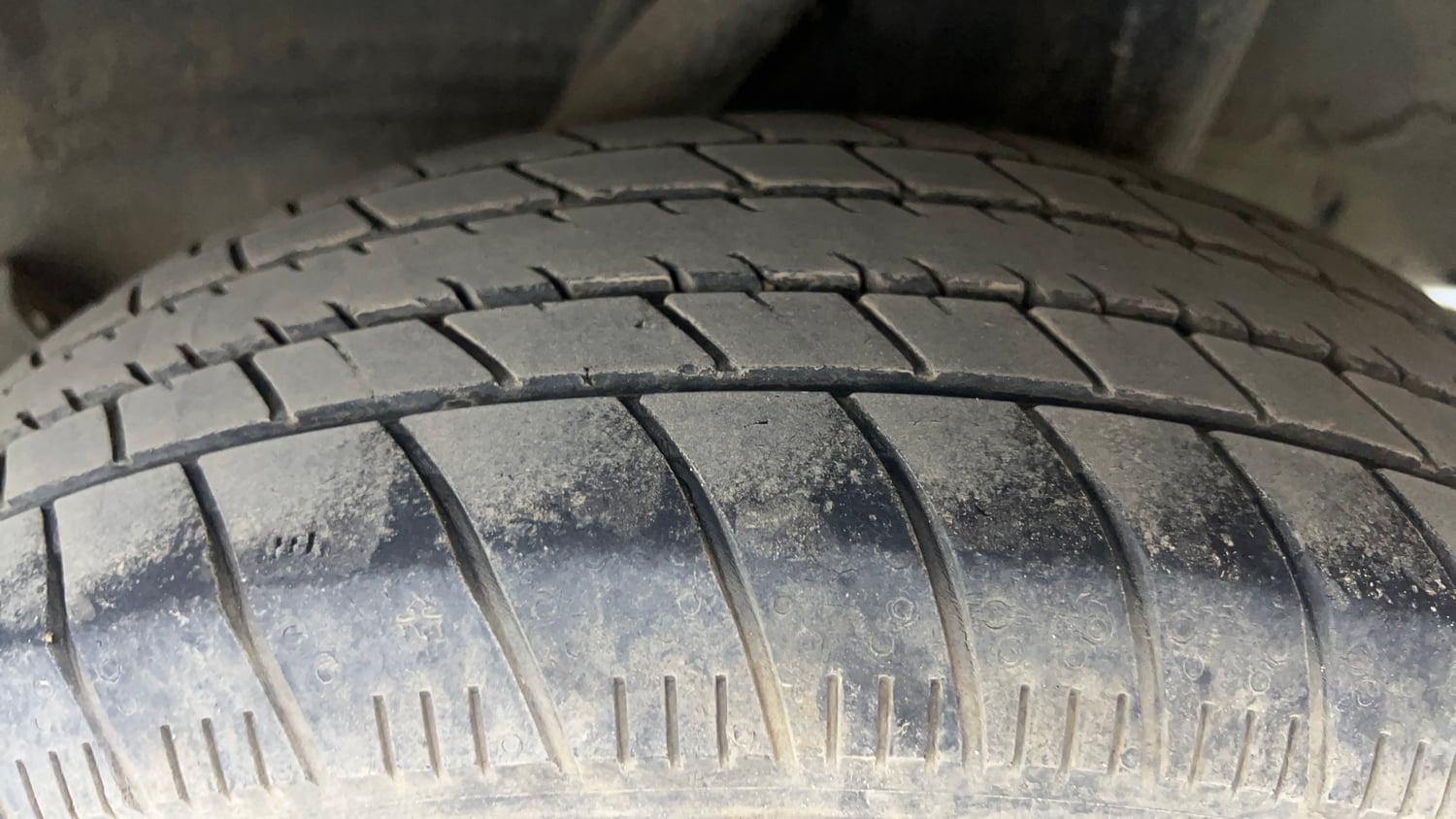 Used 2024 Honda Amaze S 1.2 Petrol MT Petrol Manual tyres LEFT REAR TYRE TREAD VIEW