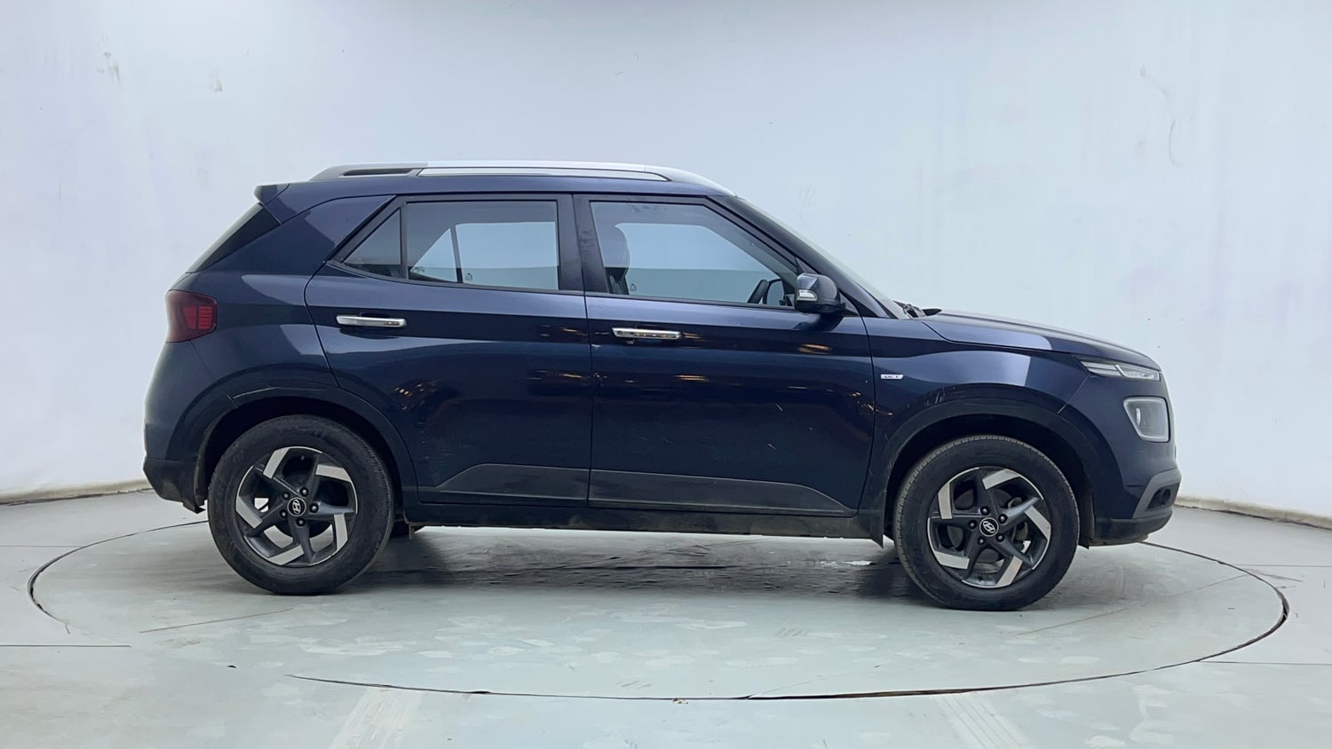 Used 2019 Hyundai Venue SX Plus 1.0 Turbo DCT Petrol Automatic exterior RIGHT SIDE VIEW