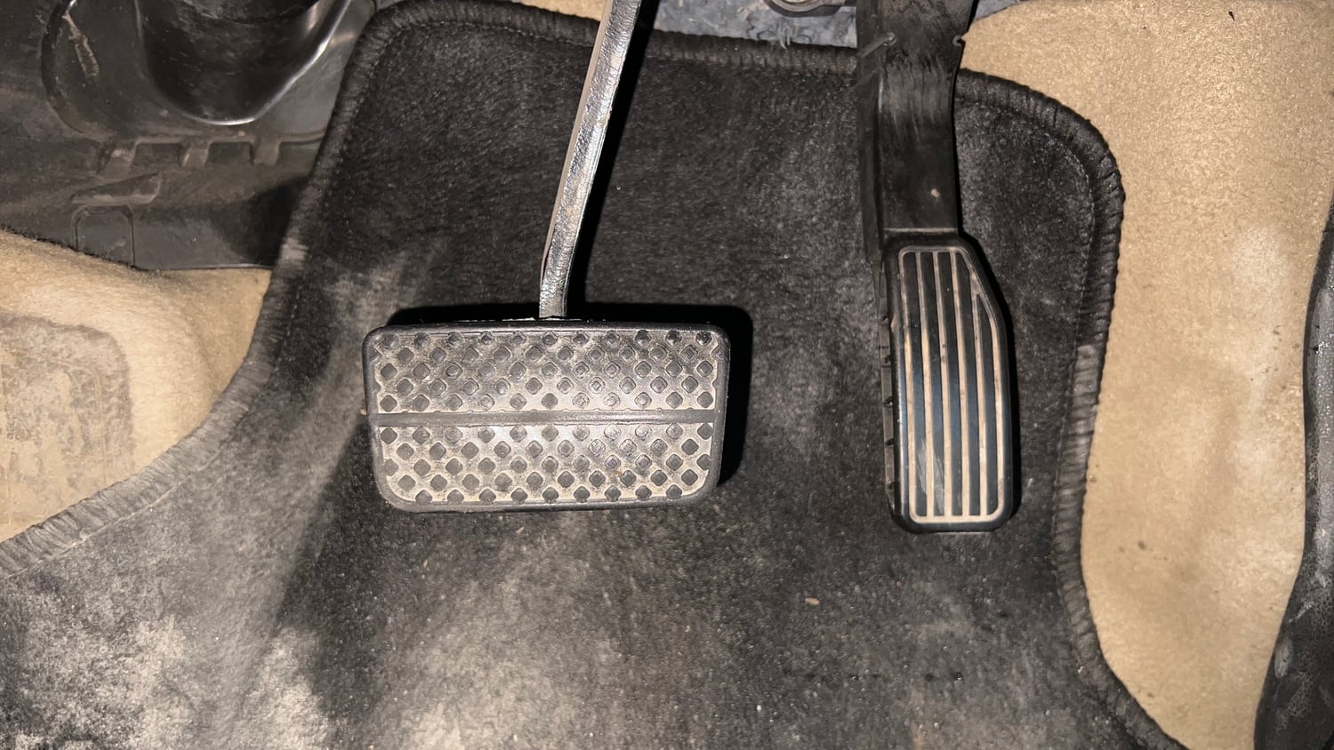 Used 2014 Honda City VX CVT Petrol Automatic interior PEDALS VIEW