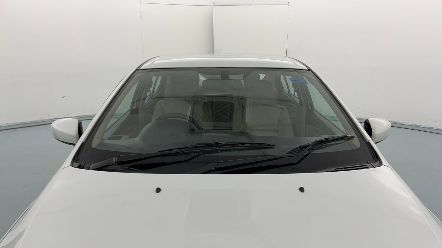 Used 2018 Maruti Suzuki Ciaz Alpha Hybrid 1.5 Petrol Manual exterior FRONT WINDSHIELD VIEW