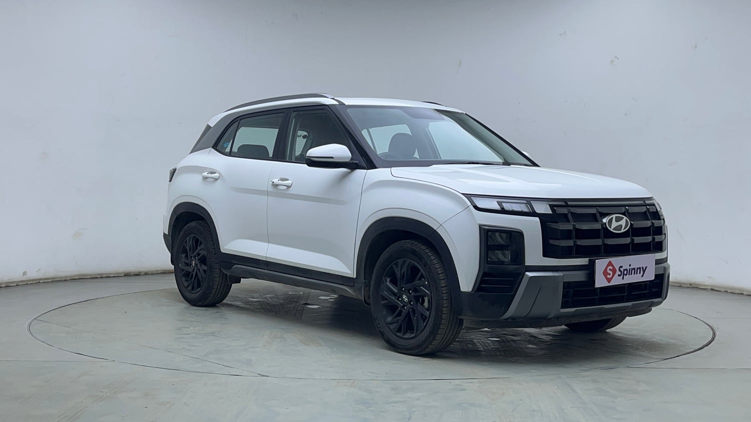 Used 2024 Hyundai Creta 1.5 MPi Petrol MT S(O) Petrol Manual exterior RIGHT FRONT CORNER VIEW