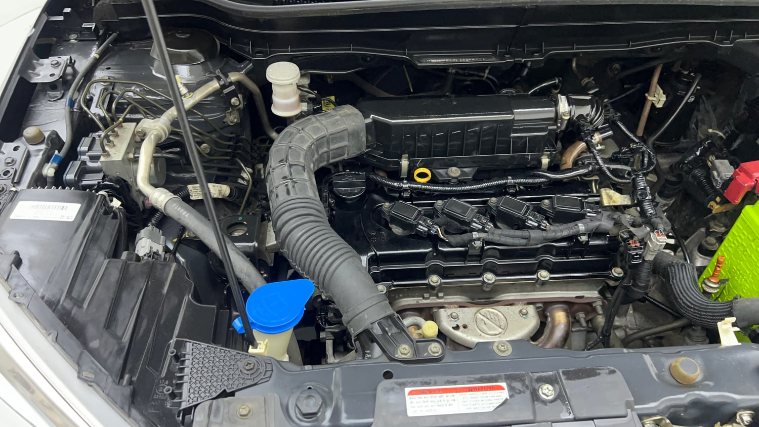 Used 2020 Maruti Suzuki Vitara Brezza VXi AT SHVS Petrol Automatic engine ENGINE RIGHT SIDE VIEW