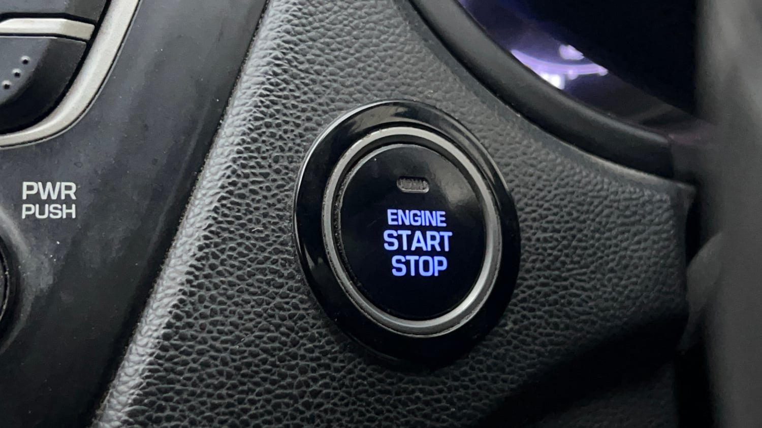 Used 2019 Hyundai i20 Active 1.2 SX Petrol Manual top_features Keyless start