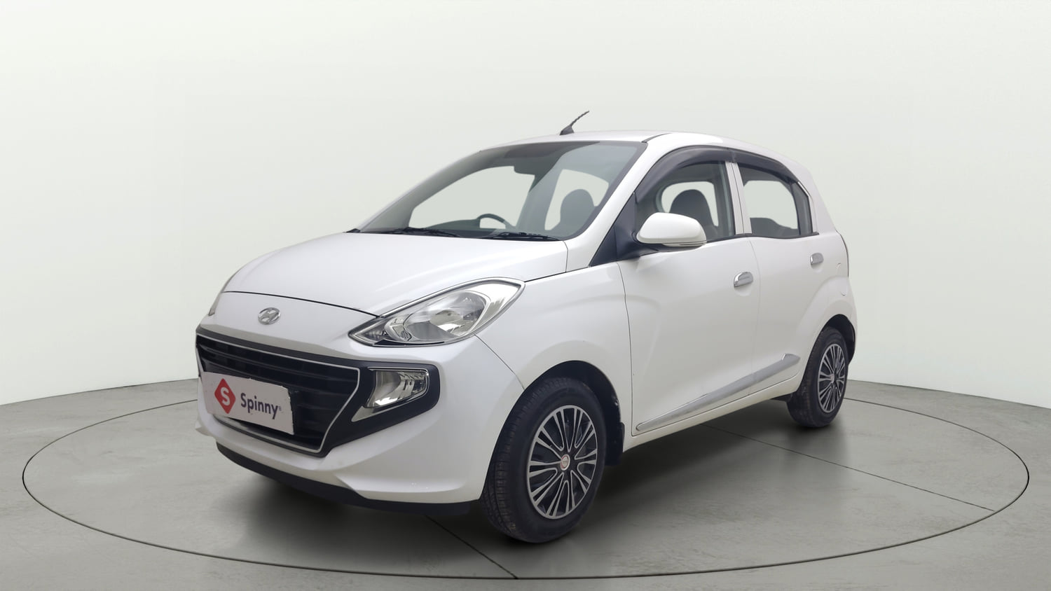 Used 2019 Hyundai Santro Sportz AMT Petrol Automatic exterior LEFT FRONT CORNER VIEW
