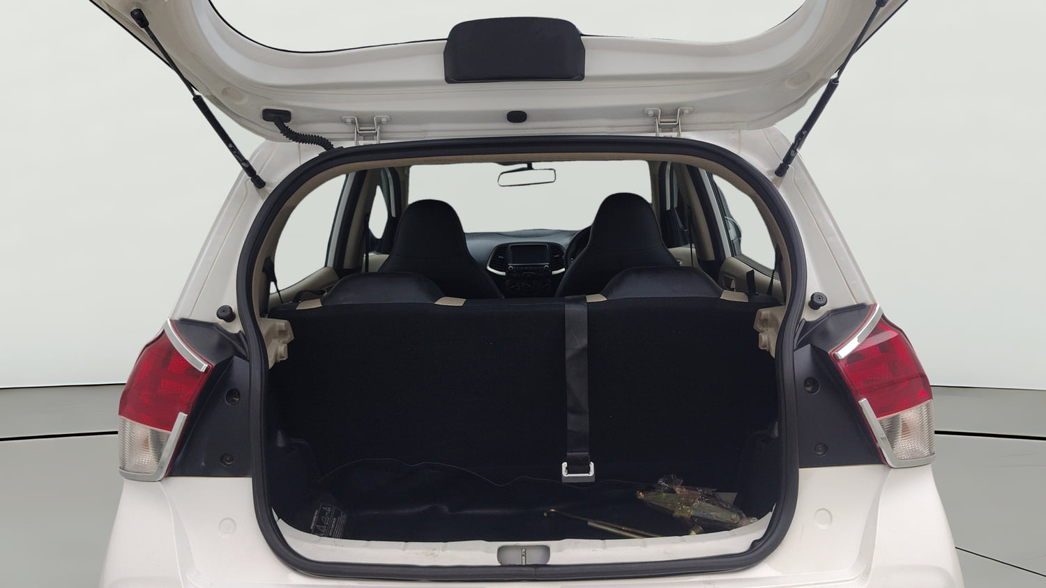 Used 2019 Hyundai Santro Sportz AMT Petrol Automatic interior DICKY INSIDE VIEW