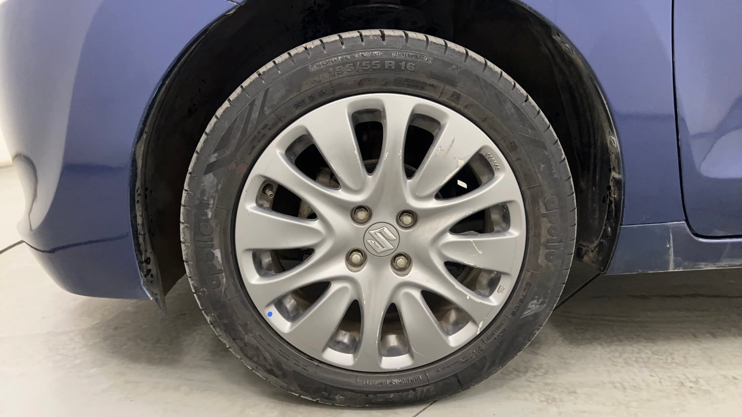 Used 2018 Maruti Suzuki Baleno Alpha 1.2 AT Petrol Automatic tyres LEFT FRONT TYRE RIM VIEW