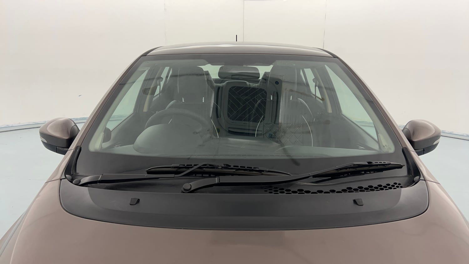 Used 2018 Tata Tigor Revotorq XZ (O) Diesel Manual exterior FRONT WINDSHIELD VIEW