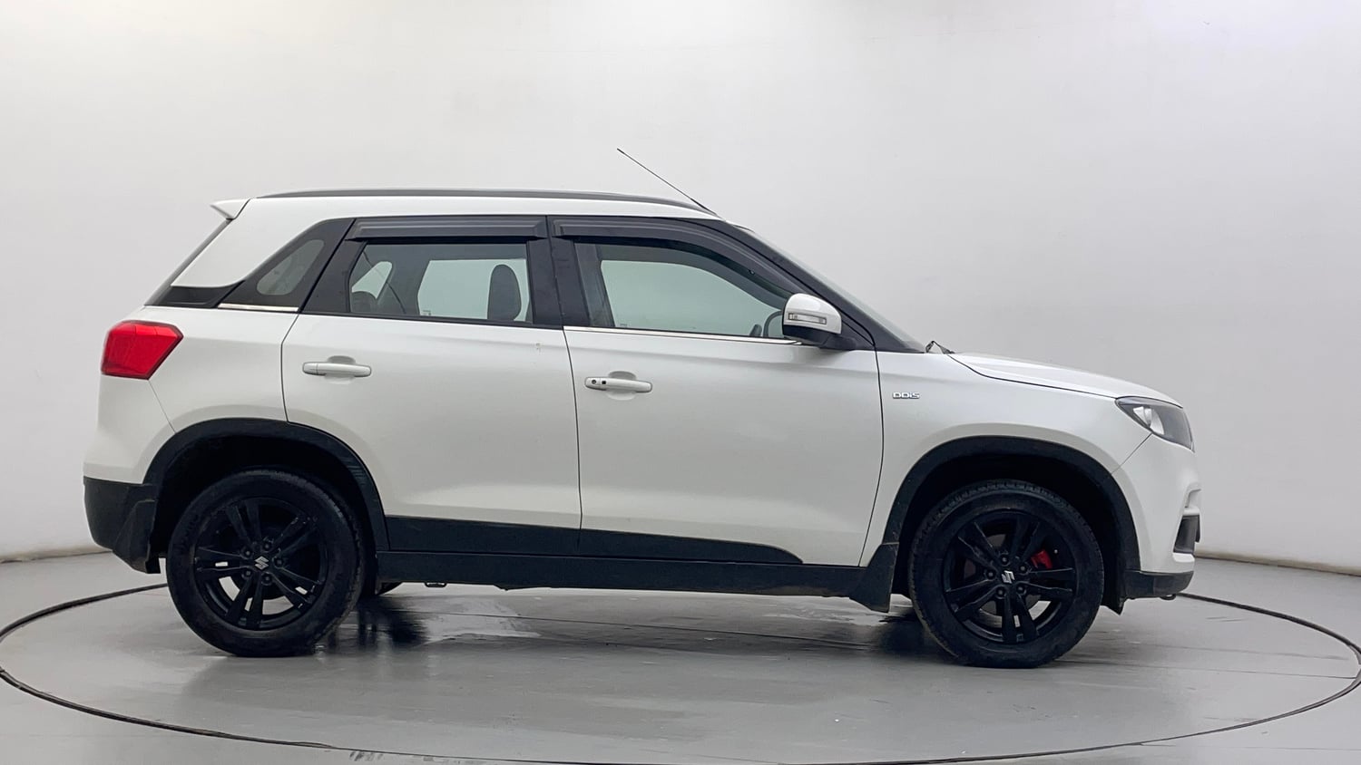 Used 2019 maruti-suzuki Vitara Brezza ZDi Plus AGS Diesel Automatic exterior RIGHT SIDE VIEW