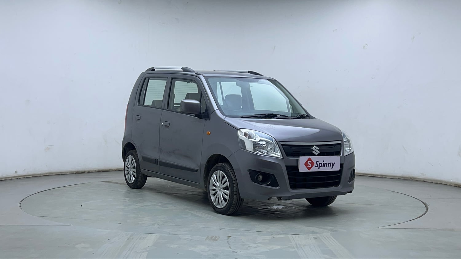 Used 2015 Maruti Suzuki Wagon R VXI Petrol Manual exterior RIGHT FRONT CORNER VIEW