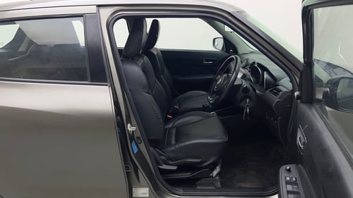 Used 2022 Maruti Suzuki Swift VXi AMT Petrol Automatic interior RIGHT SIDE FRONT DOOR CABIN VIEW