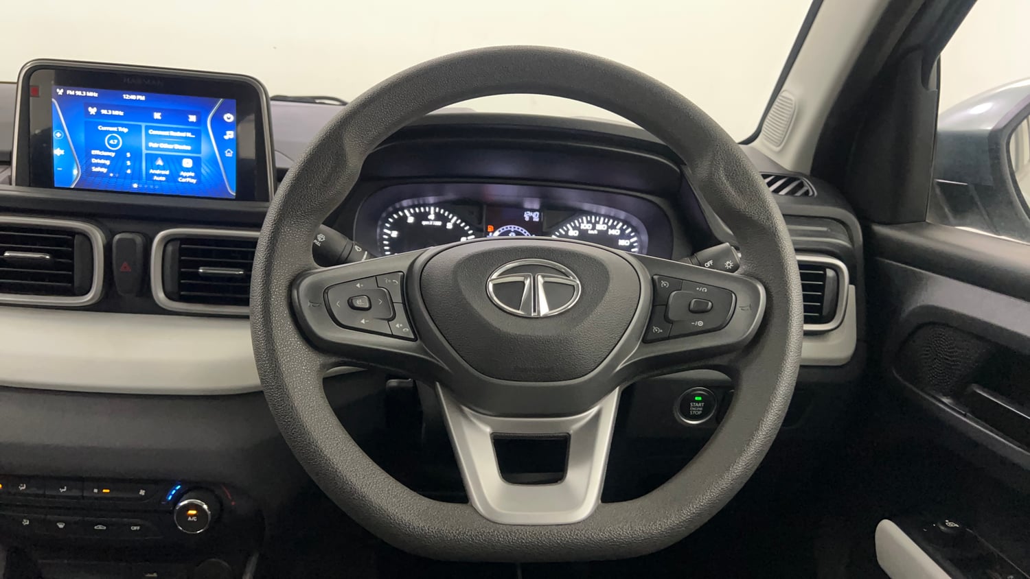 Used 2022 Tata Punch Accomplished AMT Petrol Automatic interior STEERING VIEW