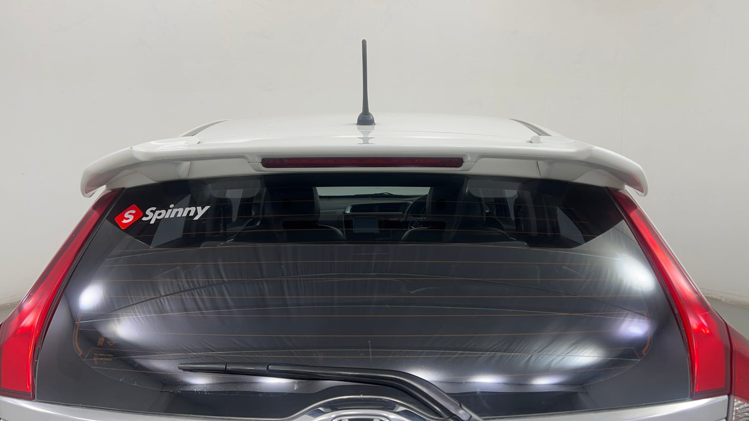 Used 2016 Honda Jazz VX Petrol Petrol Manual exterior BACK WINDSHIELD VIEW