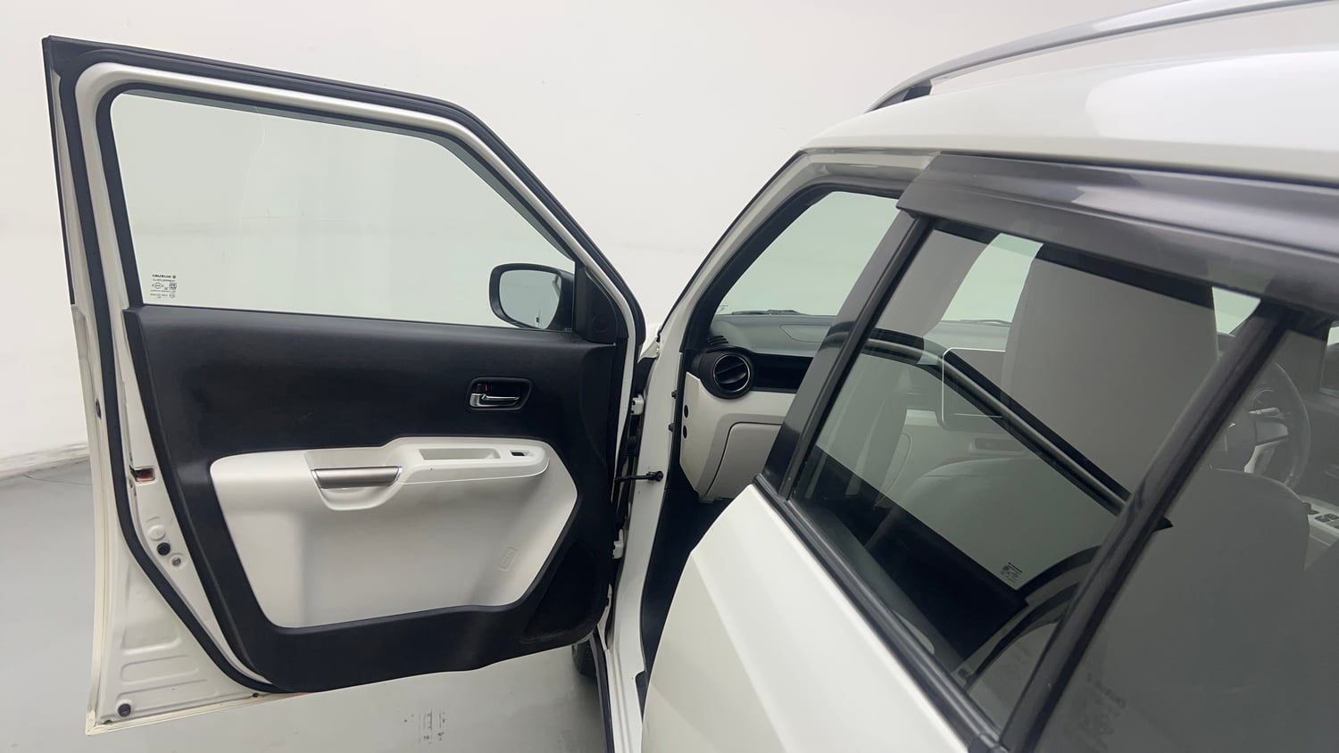Used 2019 Maruti Suzuki Ignis Alpha 1.2 AMT Petrol Automatic interior LEFT FRONT DOOR OPEN VIEW