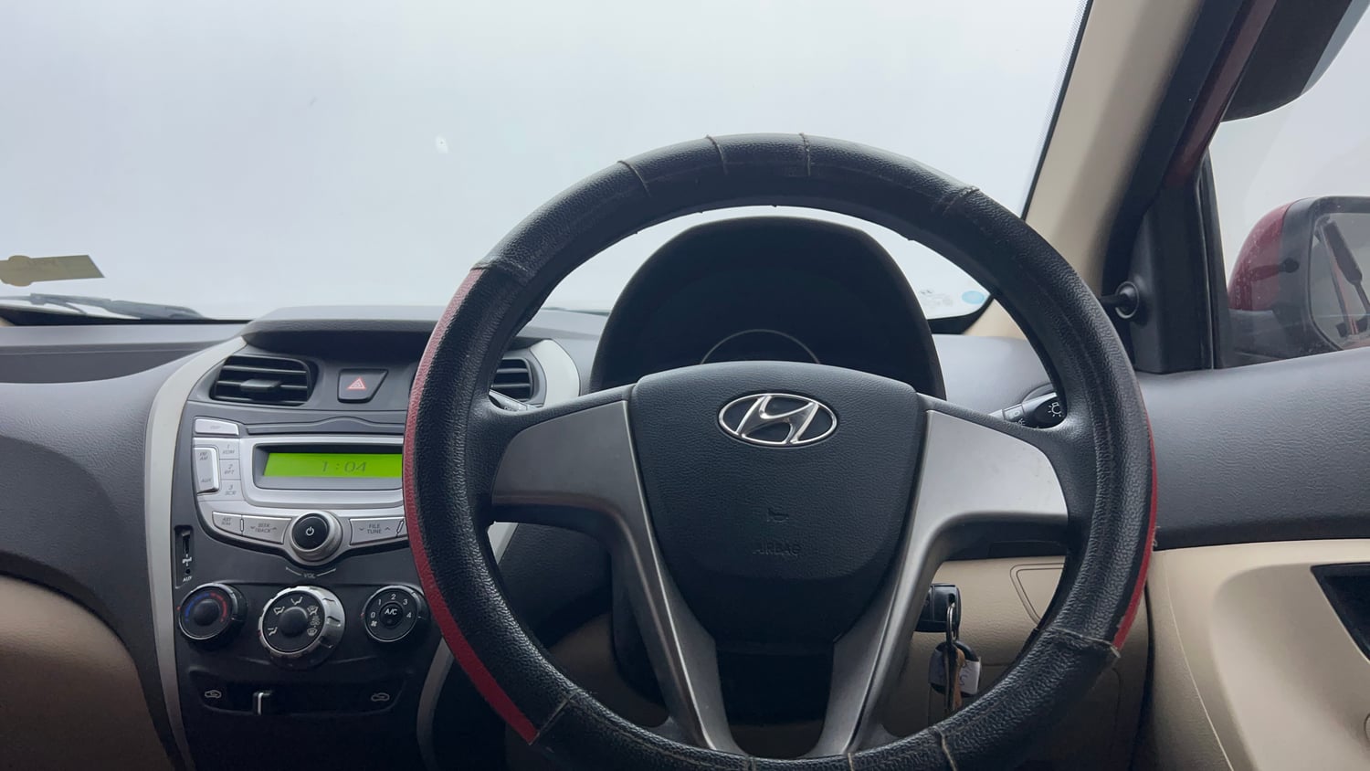 Used 2017 Hyundai Eon Sportz Petrol Manual interior STEERING VIEW