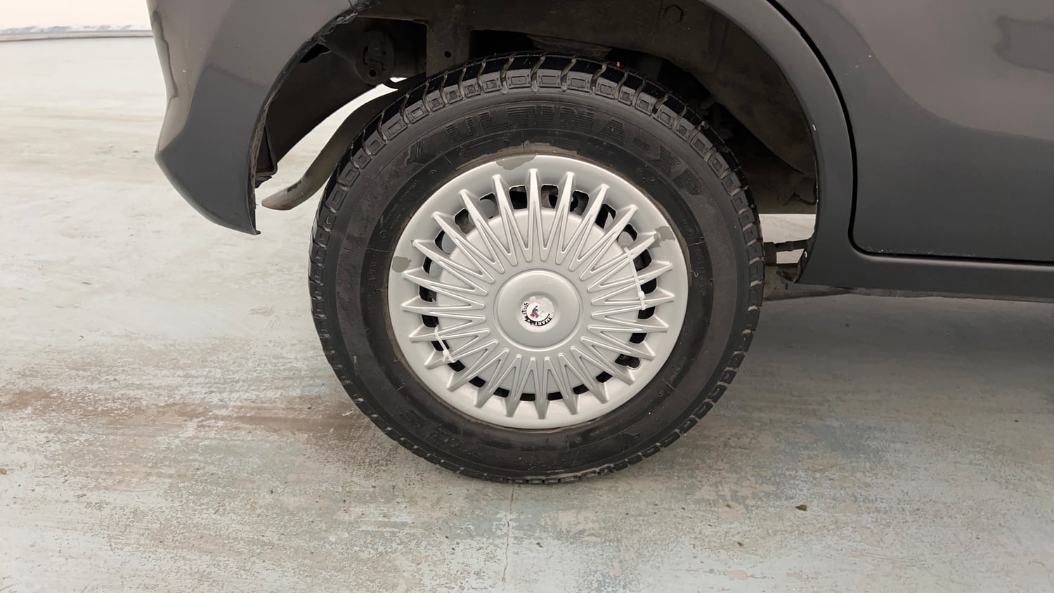 Used 2015 Maruti Suzuki Alto 800 Vxi Petrol Manual tyres RIGHT REAR TYRE RIM VIEW