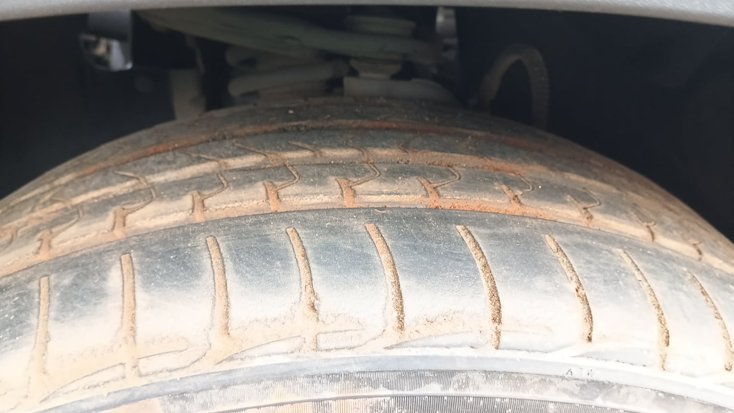 Used 2023 Mahindra Scorpio N Z8 L Diesel AT 4WD 7 STR Diesel Automatic tyres LEFT FRONT TYRE TREAD VIEW