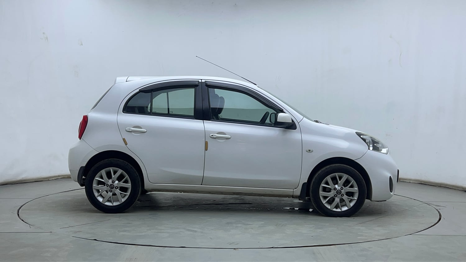 Used 2018 Nissan Micra XL Diesel Diesel Manual exterior RIGHT SIDE VIEW