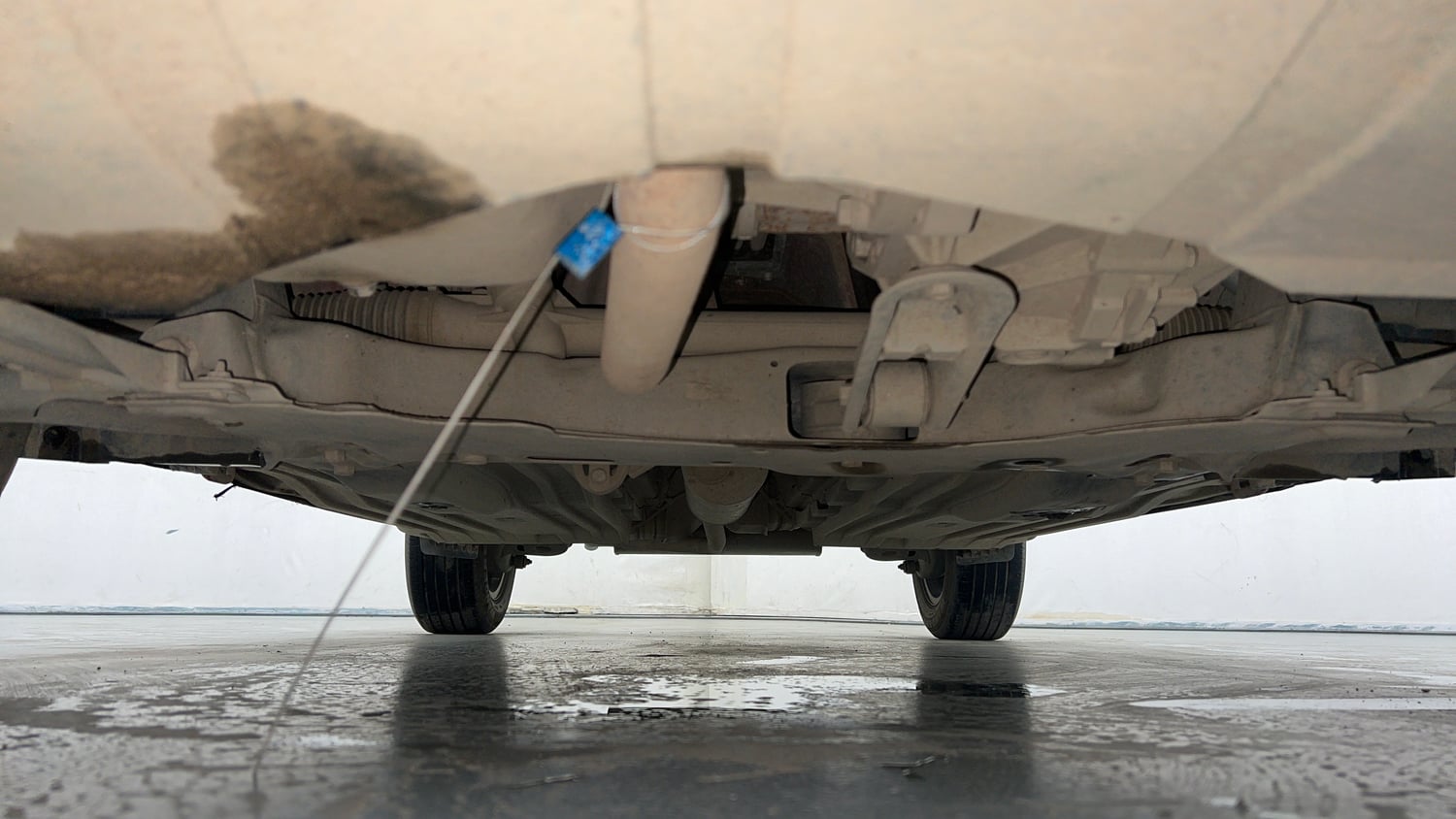 Used 2023 Maruti Suzuki Brezza Zxi Plus Dual Tone Petrol Manual extra FRONT LEFT UNDERBODY VIEW