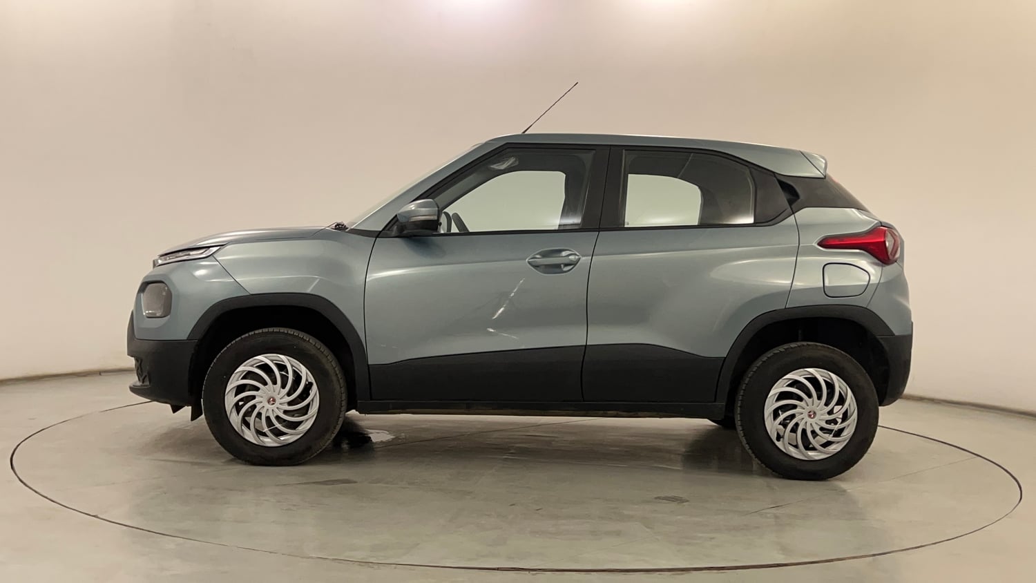 Used 2022 Tata Punch Accomplished AMT Petrol Automatic exterior LEFT SIDE VIEW