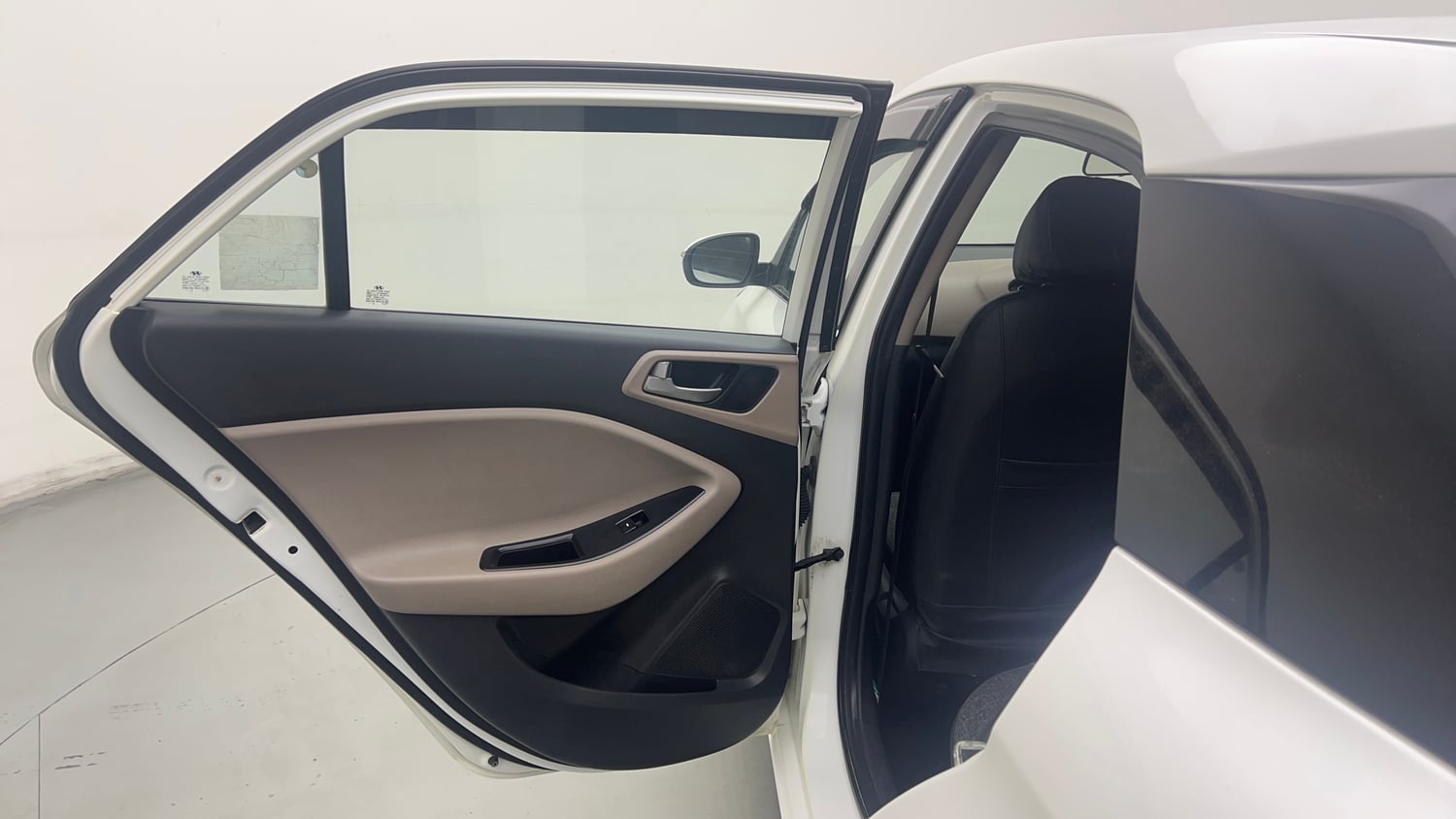 Used 2018 Hyundai Elite i20 Asta 1.2 (O) Petrol Manual interior LEFT REAR DOOR OPEN VIEW