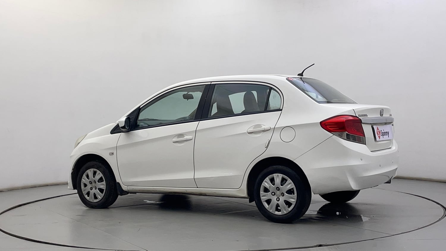 Used 2014 Honda Amaze 1.2 S i-VTEC Petrol Manual exterior LEFT REAR CORNER VIEW