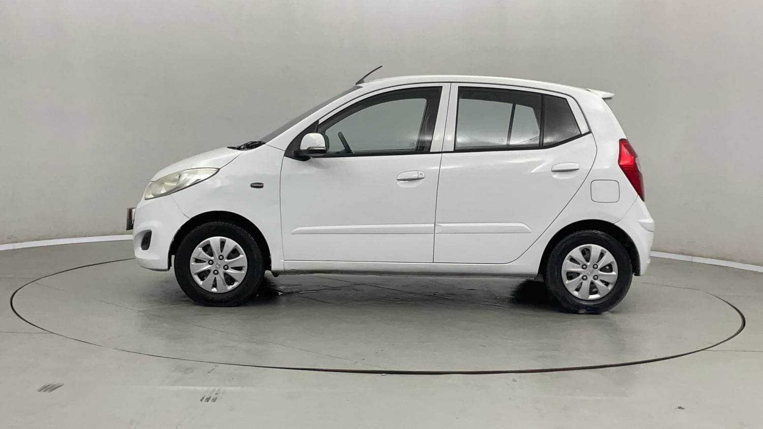 Used 2013 Hyundai i10 Sportz 1.2 Kappa2 Petrol Manual exterior LEFT SIDE VIEW