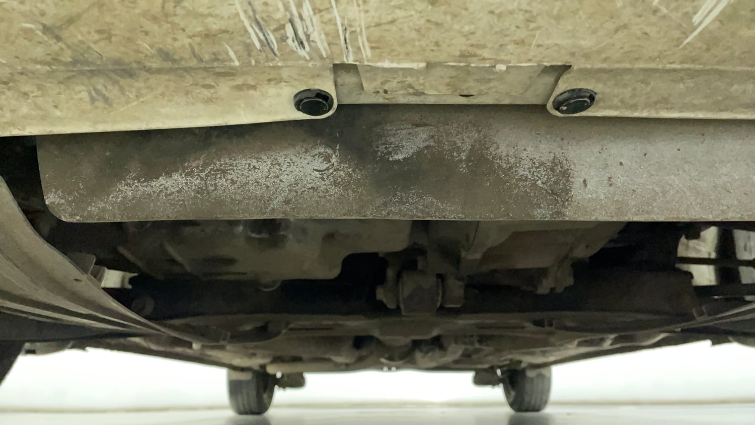Used 2014 Honda Amaze 1.2 S i-VTEC Petrol Manual extra FRONT LEFT UNDERBODY VIEW