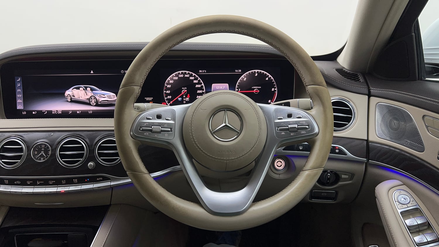 Used 2020 Mercedes-Benz S-Class (W222) S 350D Diesel Automatic interior STEERING VIEW