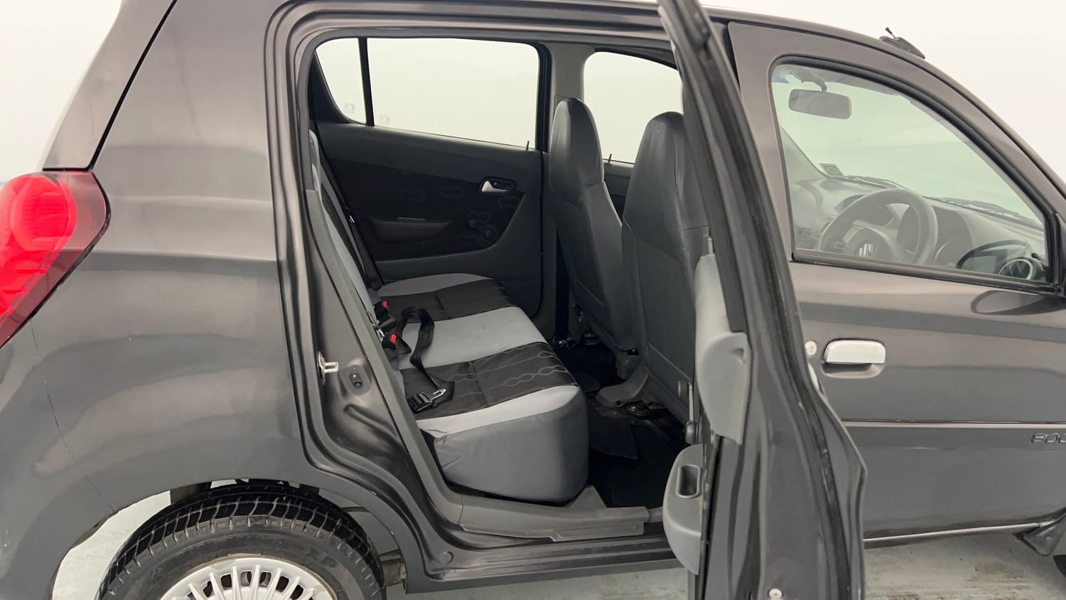 Used 2015 Maruti Suzuki Alto 800 Vxi Petrol Manual interior RIGHT SIDE REAR DOOR CABIN VIEW
