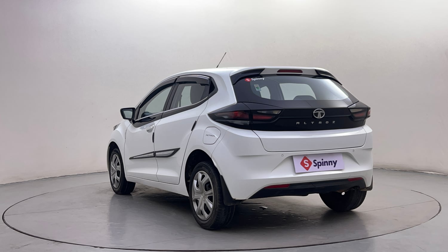 Used 2022 Tata Altroz XM Plus Petrol Petrol Manual exterior LEFT REAR CORNER VIEW