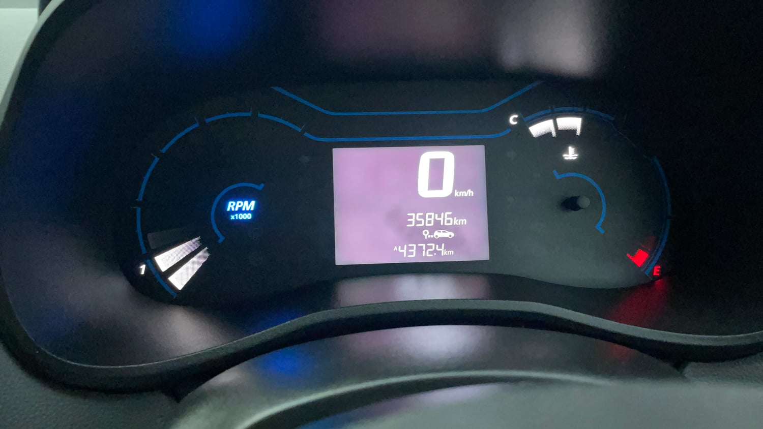 Used 2021 Renault Kwid RXT 1.0 Opt Petrol Manual interior CLUSTERMETER VIEW