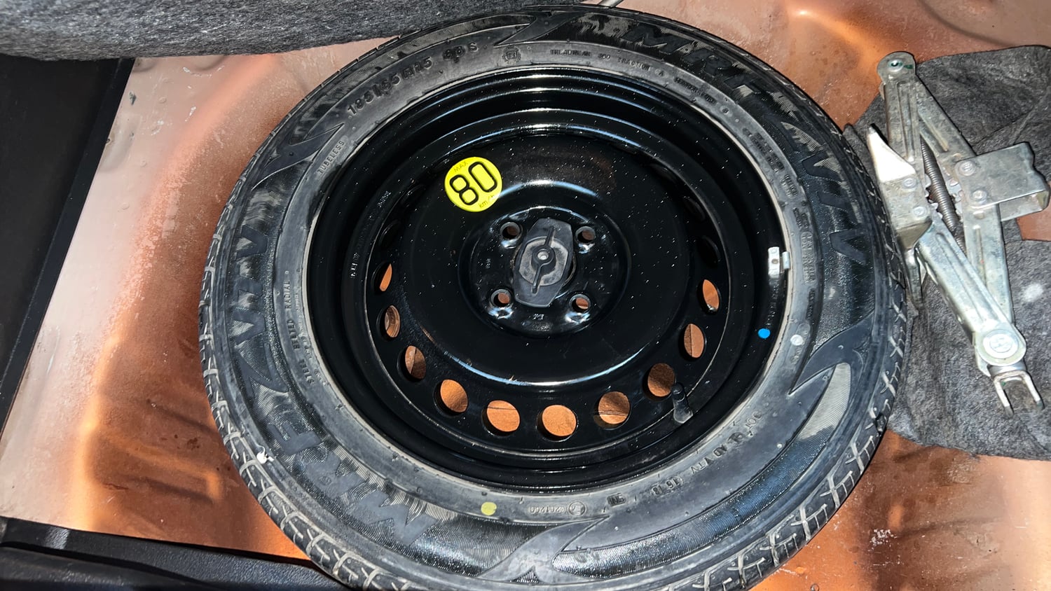 Used 2018 Maruti Suzuki Baleno Alpha 1.2 Petrol Manual tyres SPARE TYRE VIEW