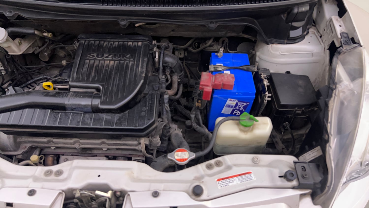 Used 2015 Maruti Suzuki Ertiga ZXi Petrol Manual engine ENGINE LEFT SIDE VIEW