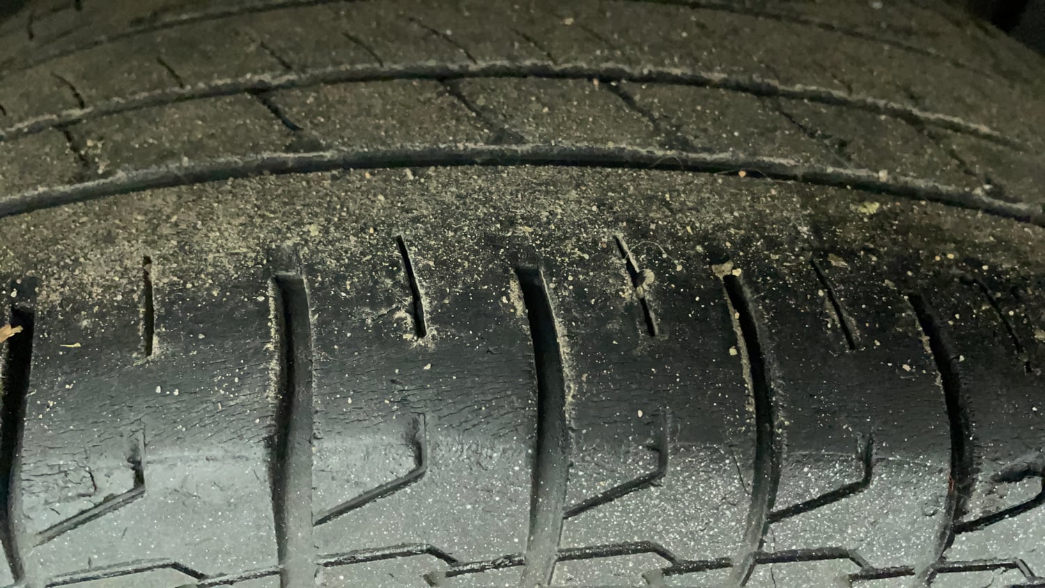 Used 2019 Kia Seltos HTX 1.5 Diesel Diesel Manual tyres LEFT REAR TYRE TREAD VIEW