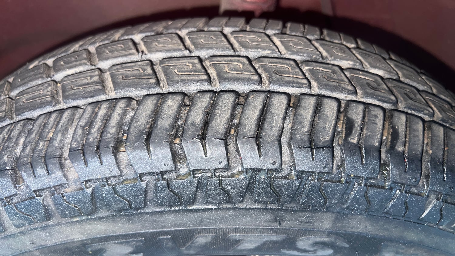 Used 2017 Maruti Suzuki Alto 800 VXi Petrol Manual tyres LEFT FRONT TYRE TREAD VIEW