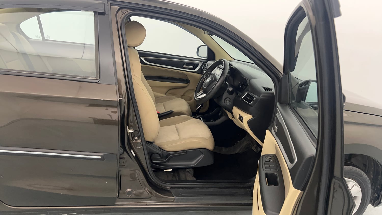 Used 2024 honda Amaze 2nd Generation S 1.2 Petrol CVT Petrol Automatic interior RIGHT SIDE FRONT DOOR CABIN VIEW