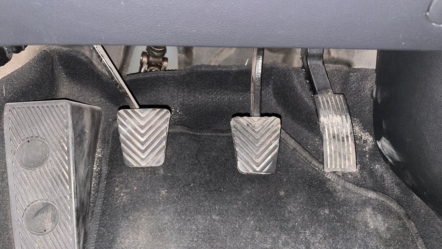 Used 2019 Hyundai Elite i20 Asta 1.2 (O) Petrol Manual interior PEDALS VIEW