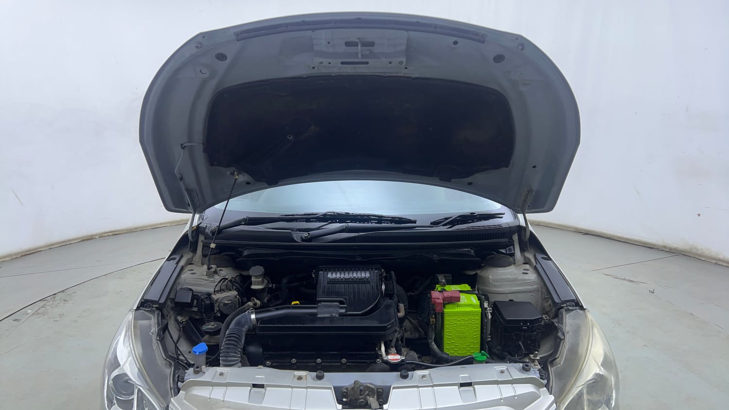 Used 2016 Maruti Suzuki Ciaz ZXi Petrol Manual engine ENGINE & BONNET OPEN FRONT VIEW